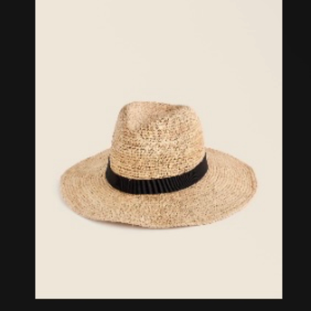 Wide brim packable straw hat